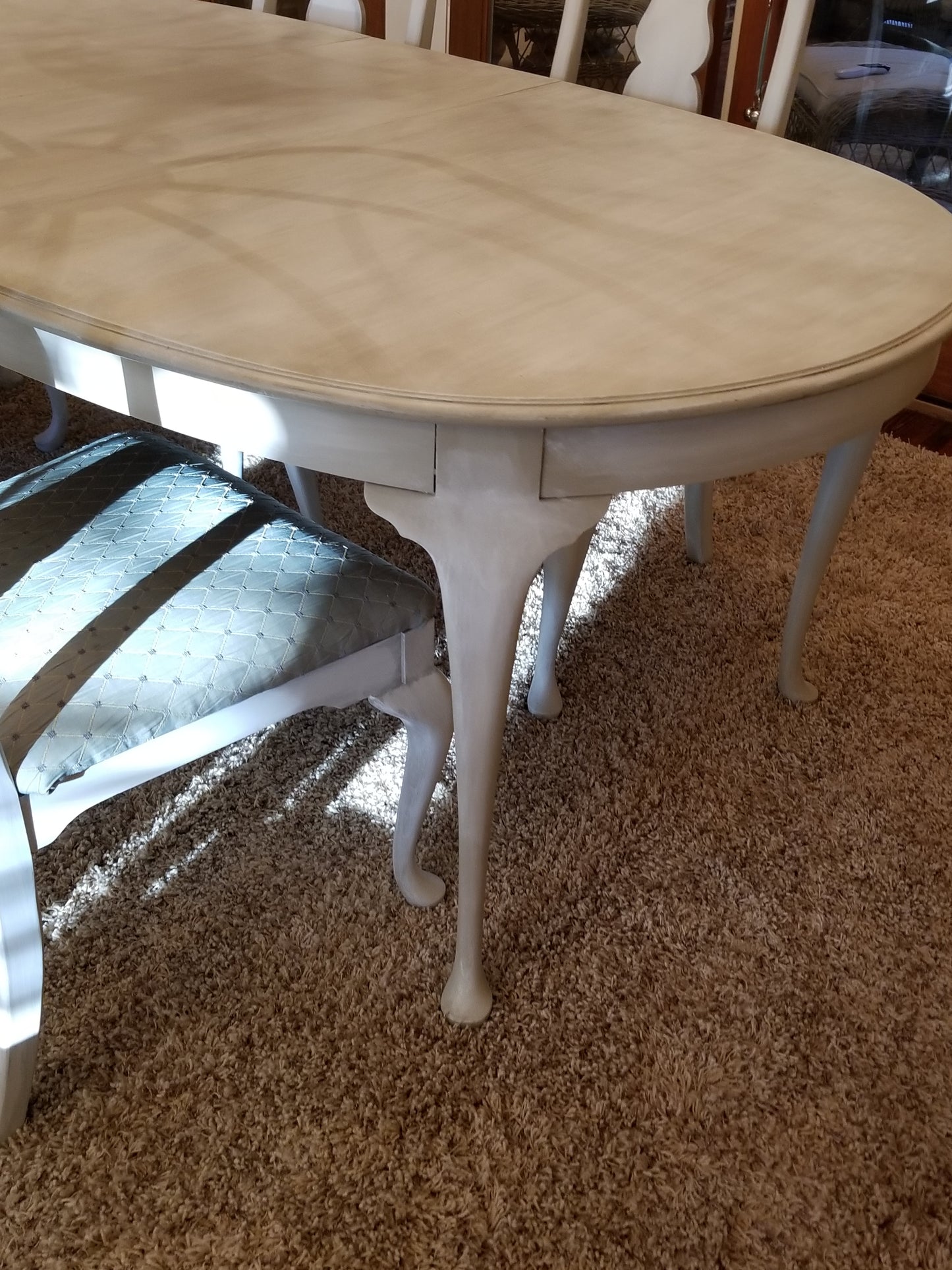 Distressed Dining room Furniture Suite