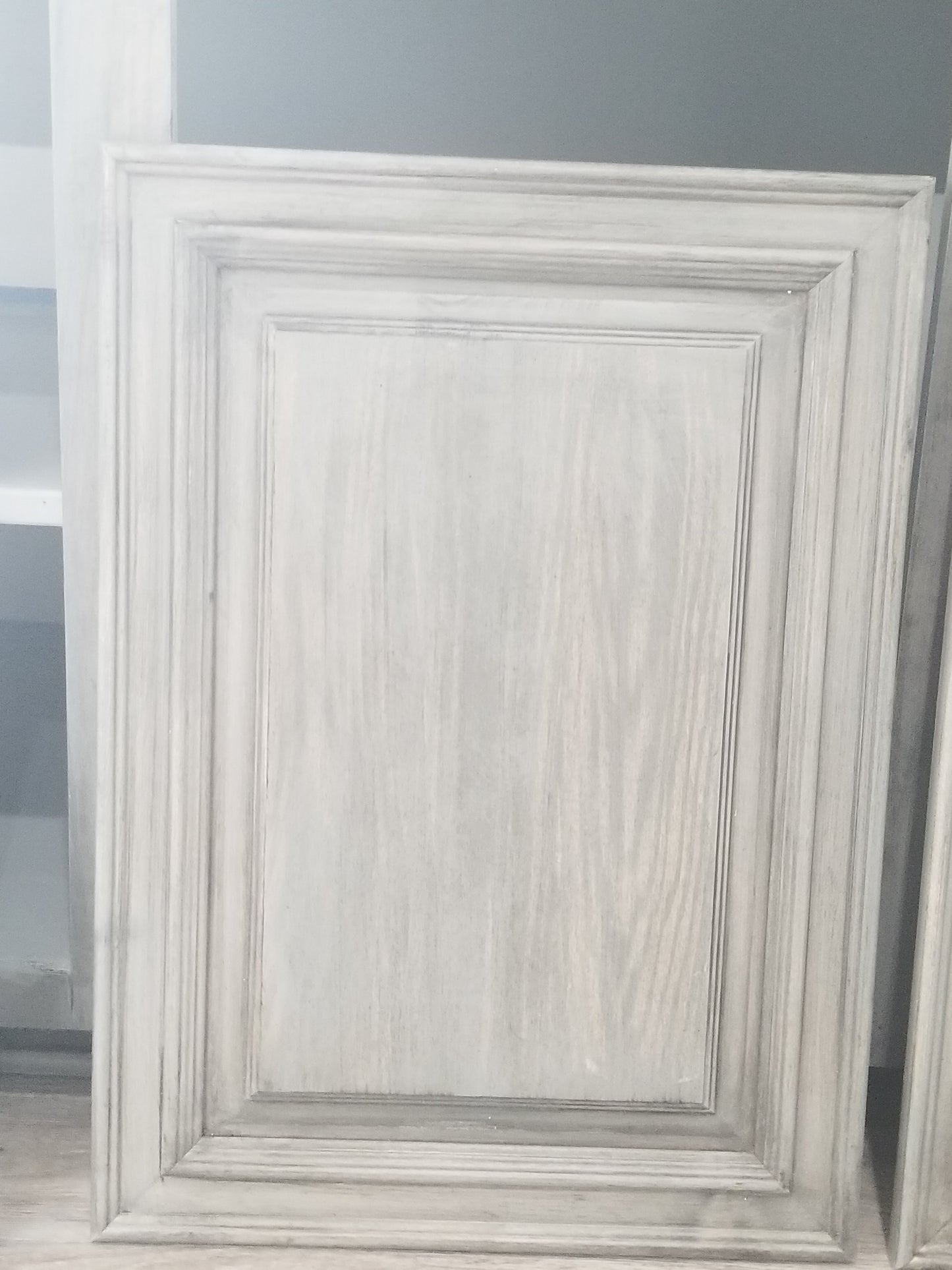 Wood Grain Technique on Cabinet Doors