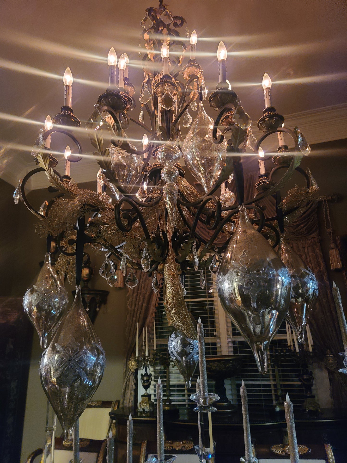 Dining room Chandelier Decor